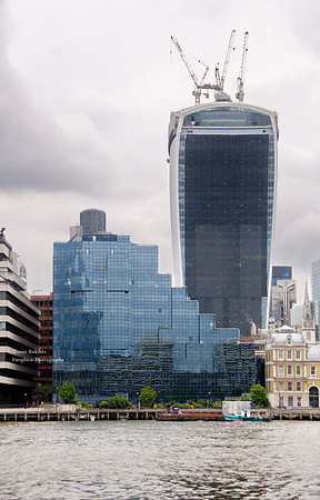Walkie talkie building