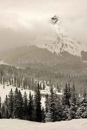 Hole in the fog -Hochkoenig