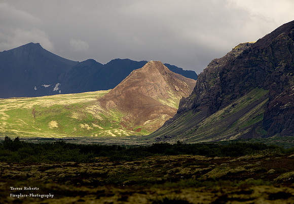 near Þingvellir: sun catching that mountain