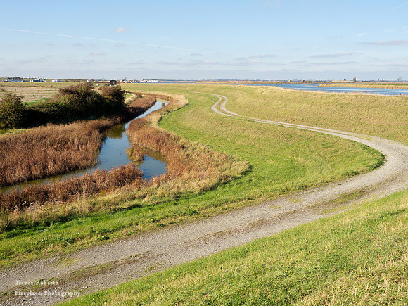 The sea wall at Wakering