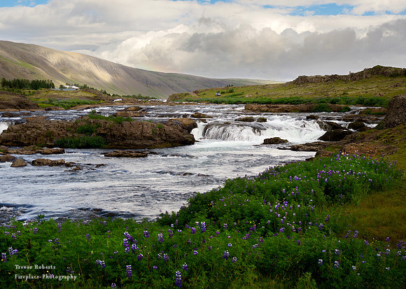 typical small waterfall near Þingvellir