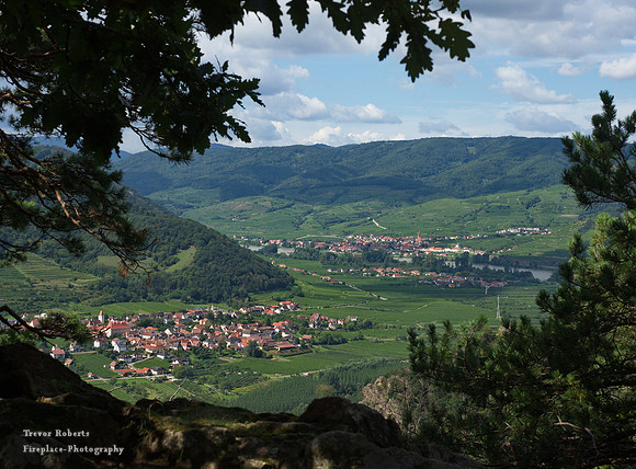 A view through th trees to Weissenkirchen