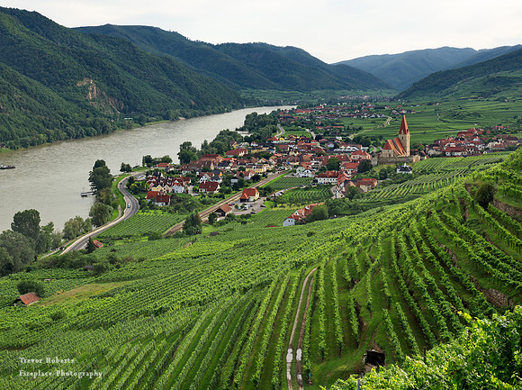 Weissenkirchen over the Kulturlandschaft
