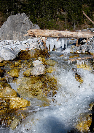 Icicles at Filzensattel Nov 28