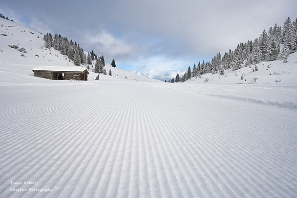 Perfect freshly prepared pistes on a Snow shoe walk starting at Arthurhaus Jan 23 2021