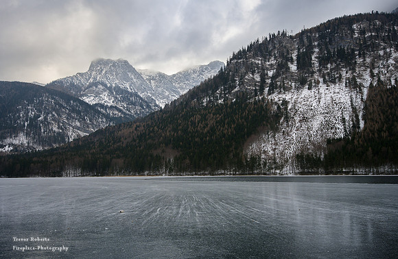 Lake Langbathsee March 2022 - Patterns in the ice 1