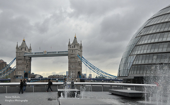 London Bridge from a Thai restaurant